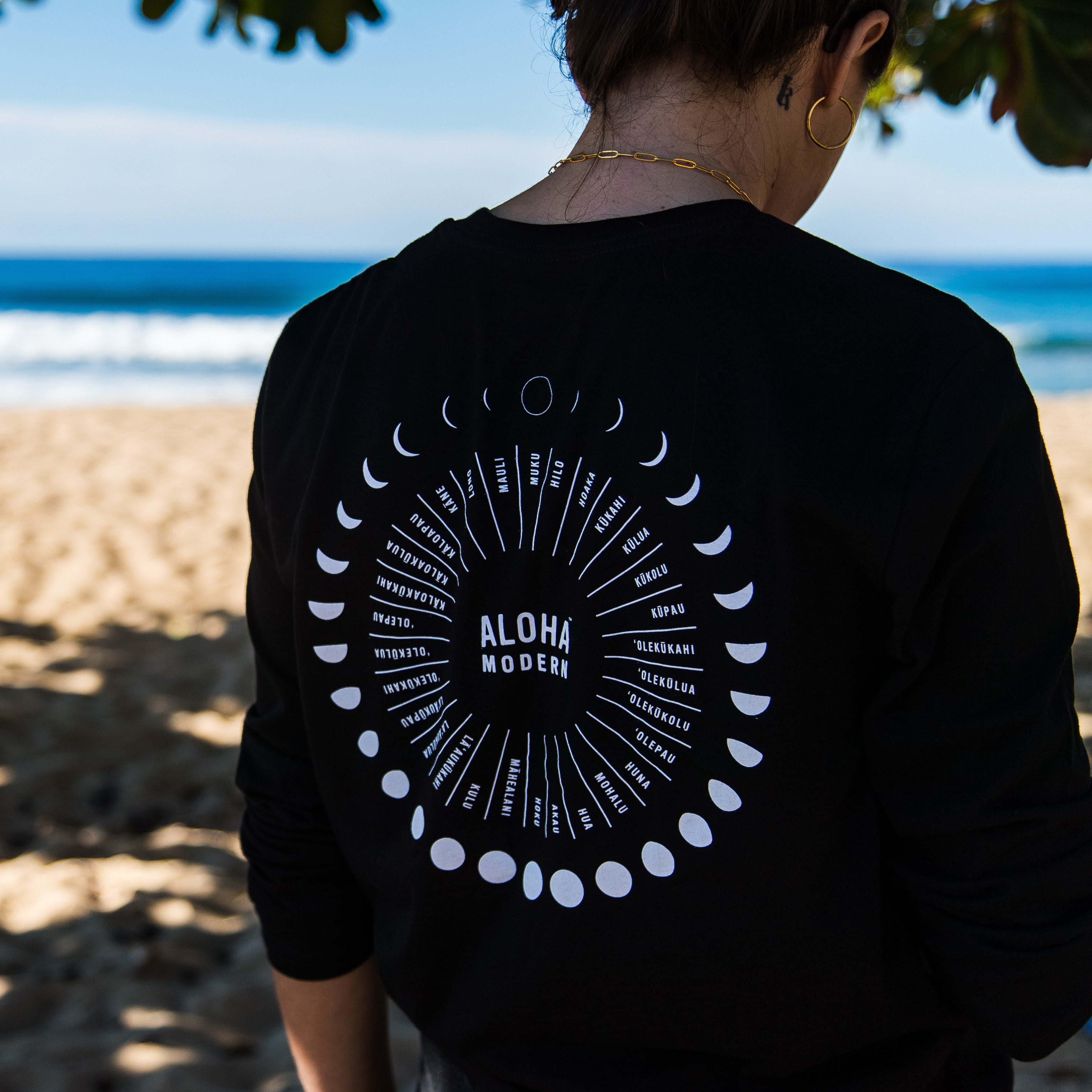 Helu Pō Longsleeve Tee